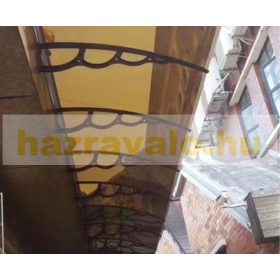   A szokásosnál nagyobb kinyúlású előtető 200x150 fekete keret bronz üregkamrás polikarbonát féltető H típusú kar például bejárati ajtó vagy ablakok fölé 