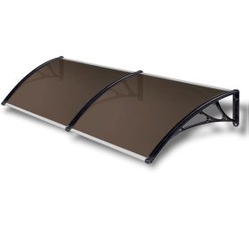   A szokásosnál nagyobb mélységű előtető 240x120 cm fekete keret bronz üregkamrás polikarbonát tetőlap C típusú kar