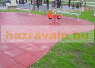 Játszótéri esésvédő gumilap 5mm vastag  több színben 500x500mm négyzet