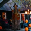 Animált boszorkány halloween dekoráció 183 cm magas világító varázsitalos üveggel, mozgással és hanggal