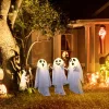 Világító három szellemes halloween dekoráció 60 cm magas melegfehér fénnyel