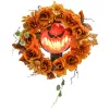 Világító halloween ajtókoszorú 44 cm-es tökfejjel, 44 LED-del és őszi levelekkel