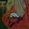 Animált madárijesztő halloween dekoráció 77 cm magas mozgással, vörös szemekkel és hanghatásokkal
