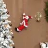 Éneklő és mászó Mikulás figura 60 cm magas, hangra aktiválódó, karácsonyi zenével és ajándékzsákkal