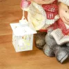 LED-es karácsonyi manó elemes, 30×23×45 cm könyvet olvasó kislány és lámpást tartó kisfiú