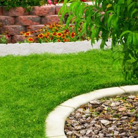   Kerti dekor kerítés 23x25 cm műanyag kőhatású kerítéspanel fehér virágyágyás szegély leszúrható ágyásszegély