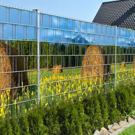   Táblás kerítésbe fűzhető szalmabálás kép 250x180 cm 19 cm-es szalagból műanyag belátás gátló szélfogó