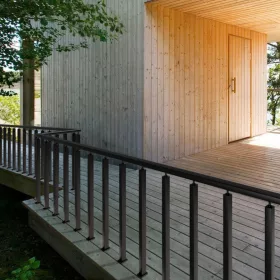   Korlátoszlop 106 cm rozsdamentes acél lépcsőkorlát porszórt bevonatú fekete balusztrád rúd