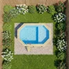 Fa épített medence 430x300x131 cm 8 szögletű nyújtott úszómedence, kék belső fóliával, betonozáshoz való tartókkal és beépített napozóval