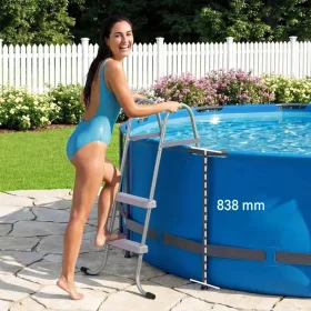   Medencelétra 136 kg teherbírású A-alakú biztonsági létra 838 mm mélységű föld feletti medencékhez szürke