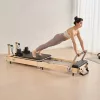 Összecsukható Reformer Pilates gép tömör juharfából 181,44 kg teherbírású reformer pad otthoni edzéshez