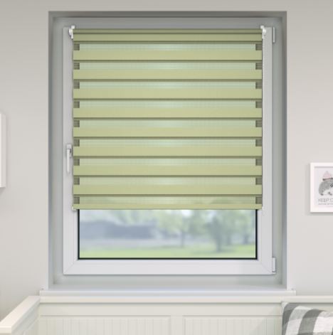 150x160 double-strip blinds green zebra-striped window shade slightly translucent. It is also good for a 150x150 window, but the length can be adjusted and it can also be completely rolled up 