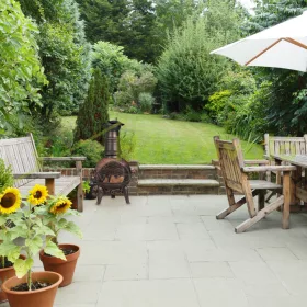   Kerti tűzrakó 86x46x38 cm öntöttvas kandalló bronz kültéri kályha tüzelő teraszra 