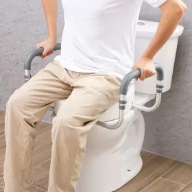   WC-ülőke magasító kapaszkodóval 8,9 cm emelés, 136 kg teherbírás, alumínium karfás toalettmagasító kerek WC-hez