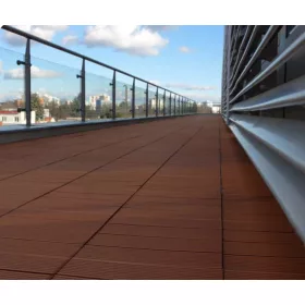   WPC parketta csempe 1 m2 30x30 cm lapokból Fahatású sötétbarna barna Mahagóni Woodlook burkolat