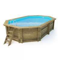 Fa épített medence