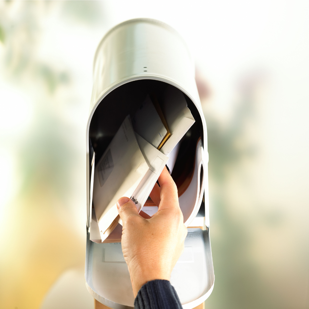 Biztonság és elegancia otthonában – válassza a megfelelő postaládát!